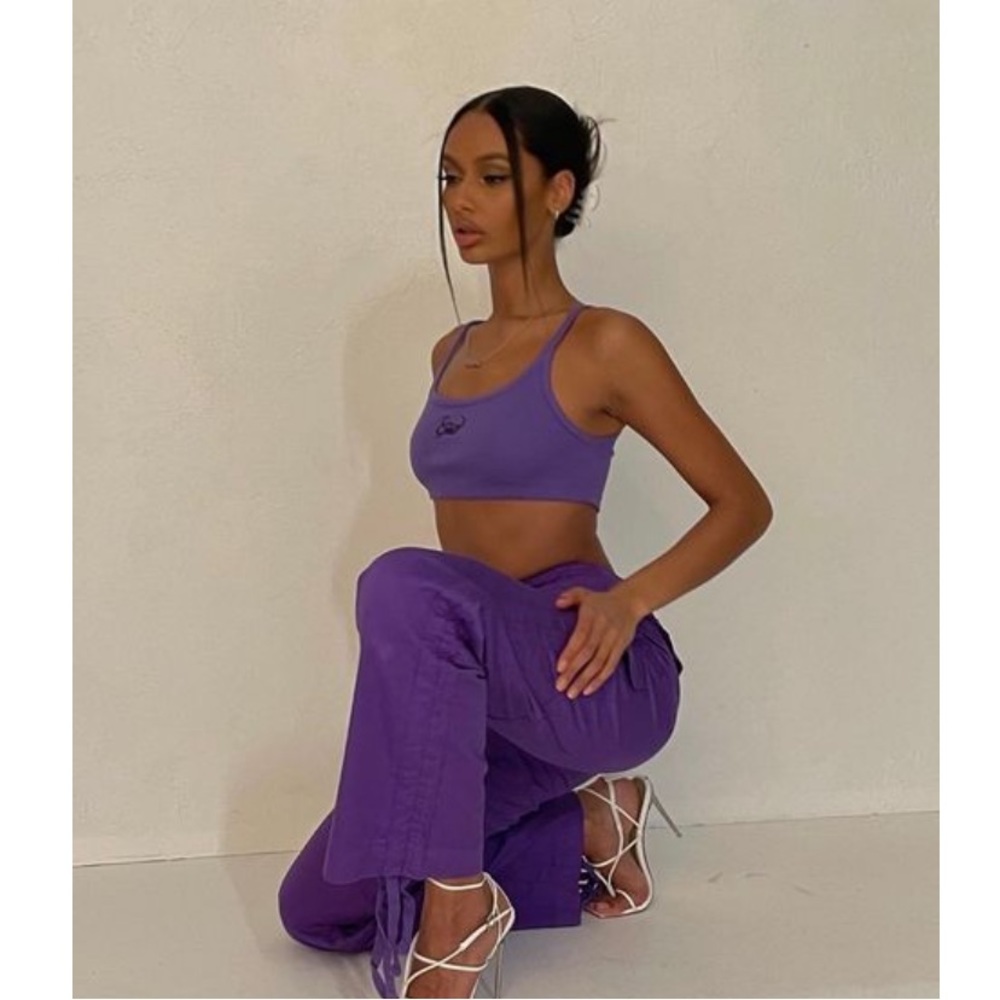 SOLD‼️Purple Iamgia cargo pants - Picture 2 of 5